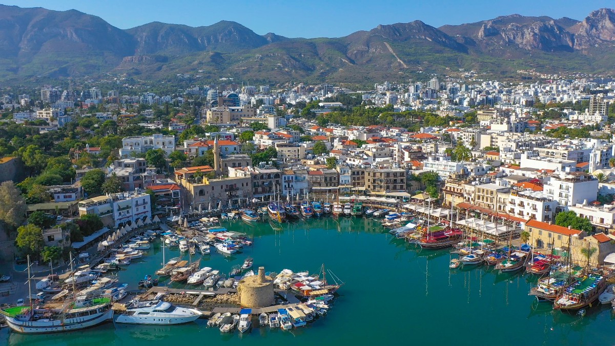 Akdeniz’in ortasında bir tatil cenneti: Kıbrıs