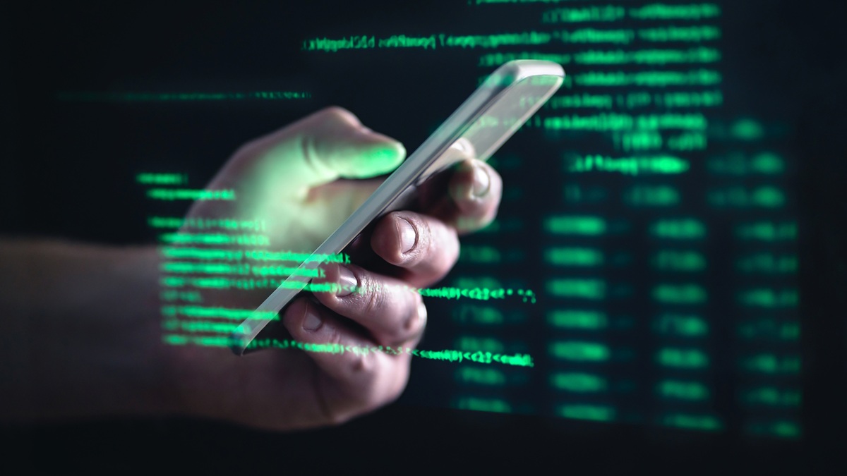 Yapay zekâ siber güvenlikte risk mi fırsat mı?